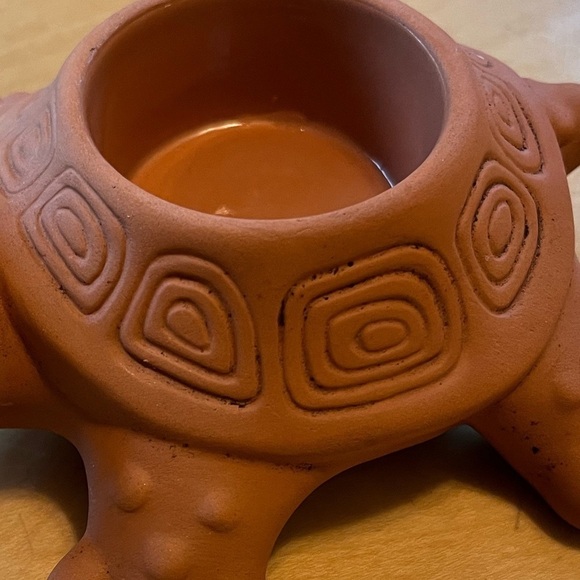 PartyLite Turtle and Frog Terracotta Tea Light Holders set of two - Picture 10 of 16